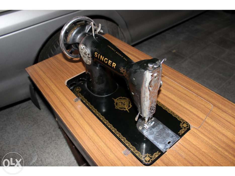 Máquina de costura Singer