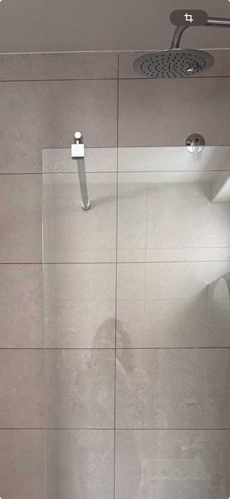 Divisória de duche fixa com vidro temperado de 8 mm e alumínio