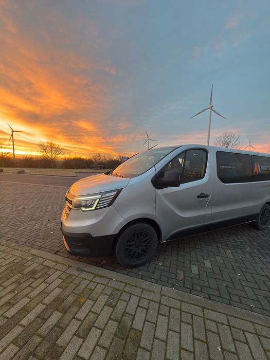 Wynajmi komfortowego busa na  8 i 9 os na każdą okazje !.