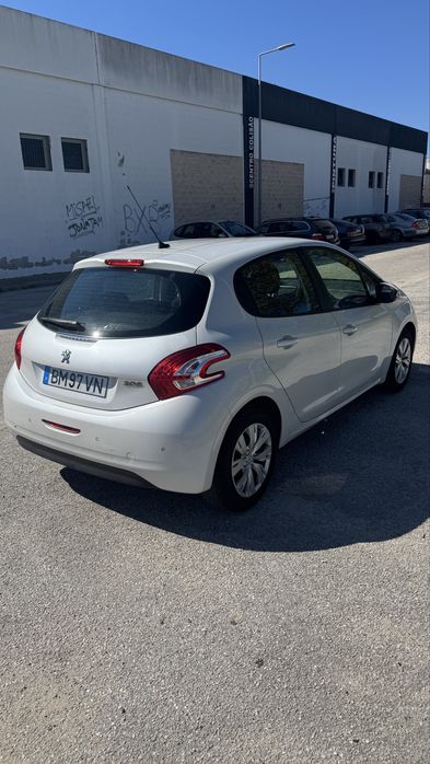 Peugeot 208 1.2 5p 2014 — photo 4