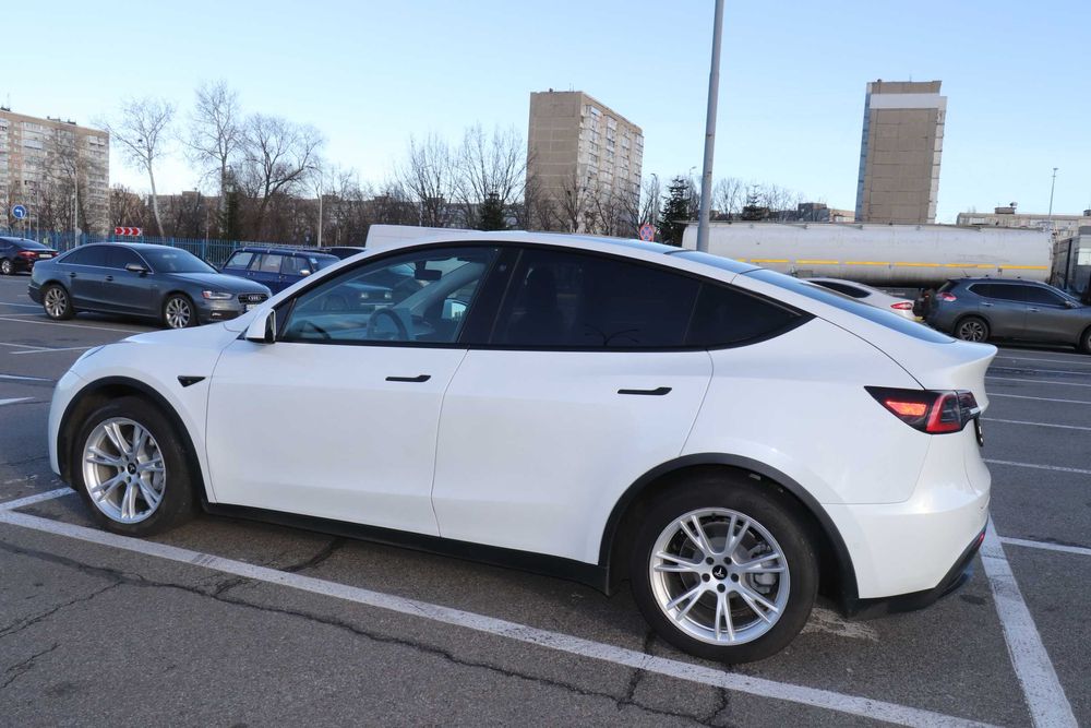 Tesla Model Y 2020 Long Range, в гарному стані!