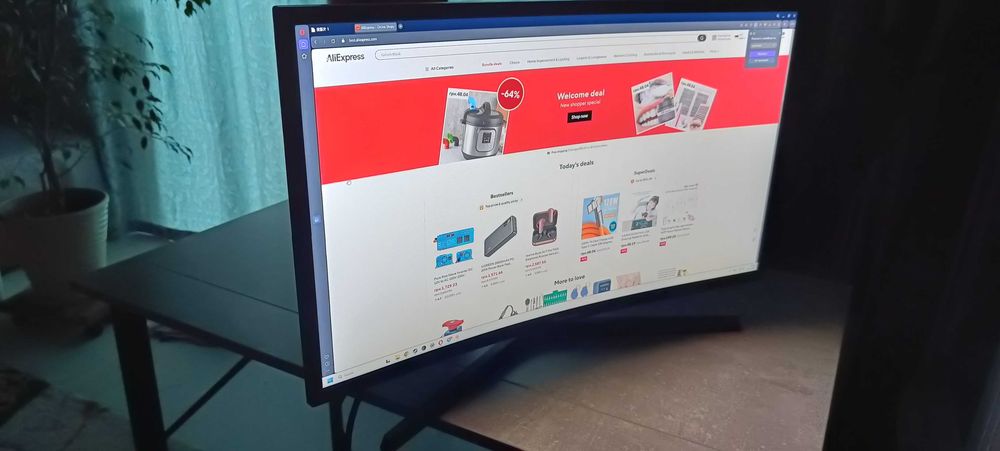 Монітор 26.9" Samsung Curved C27HG70Q (LC27HG70QQIXCI) HDR - 144 Гц
