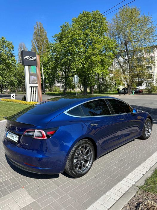 Tesla Model 3 2020 Long Range 75D