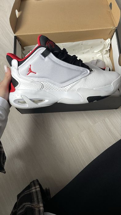 Оригинальные новые кроссовки Jordan Max Aura 4 , мужские 43 размер