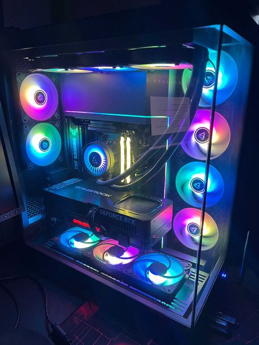 Komputer RTX 5090 Palit Gaming OC, 64 GB ram Kingstone fury renegade, AMD Ryzen 7  ,4gb ssd kingstone , 8tb hdd segate exos