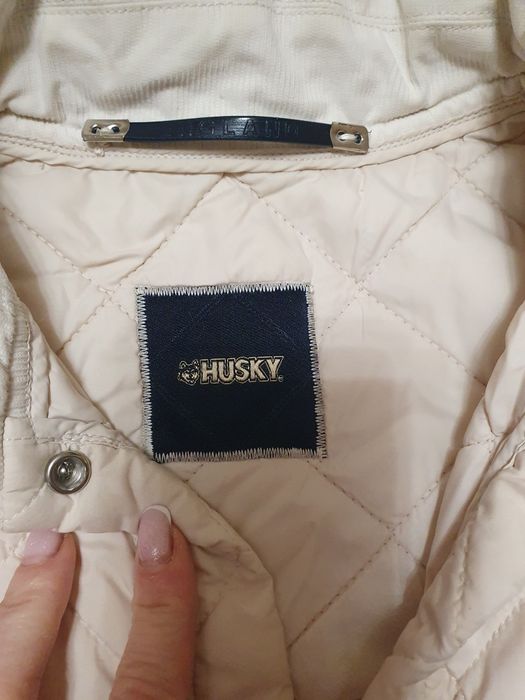 Продам весняну курточку