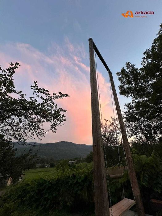 Котеджний будинок в с. Манява