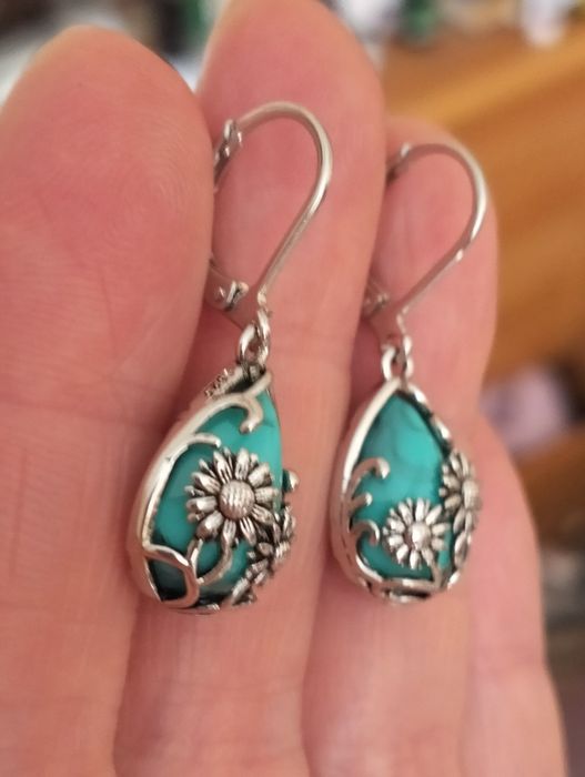 Серебряные серьги с бирюзой