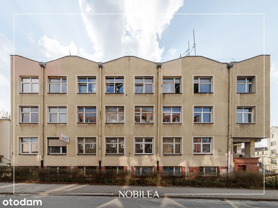 Budynek usługowo - biurowy w Centrum Jeleniej Góry