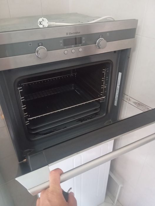 Forno embutido ,