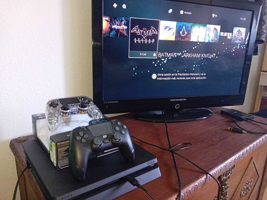 PS4 slim 120GB Usado