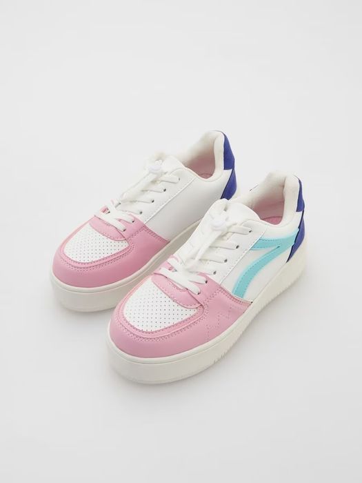 Кроссовки Reserved