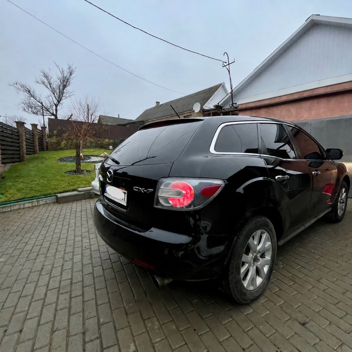 Кросовер Mazda cx7