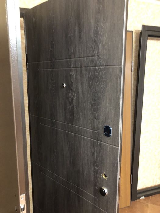 Распродажа входных дверей,дешево !