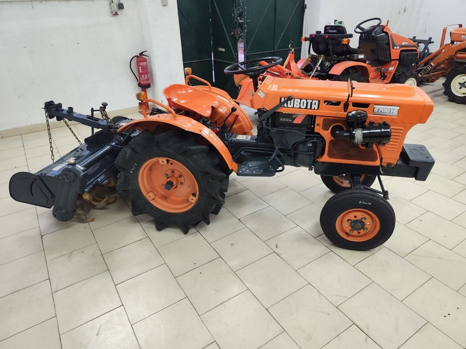 kUBOTA B7001E /// Frese /// Transporte