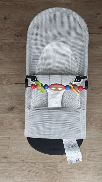 Bujaczek babybjorn