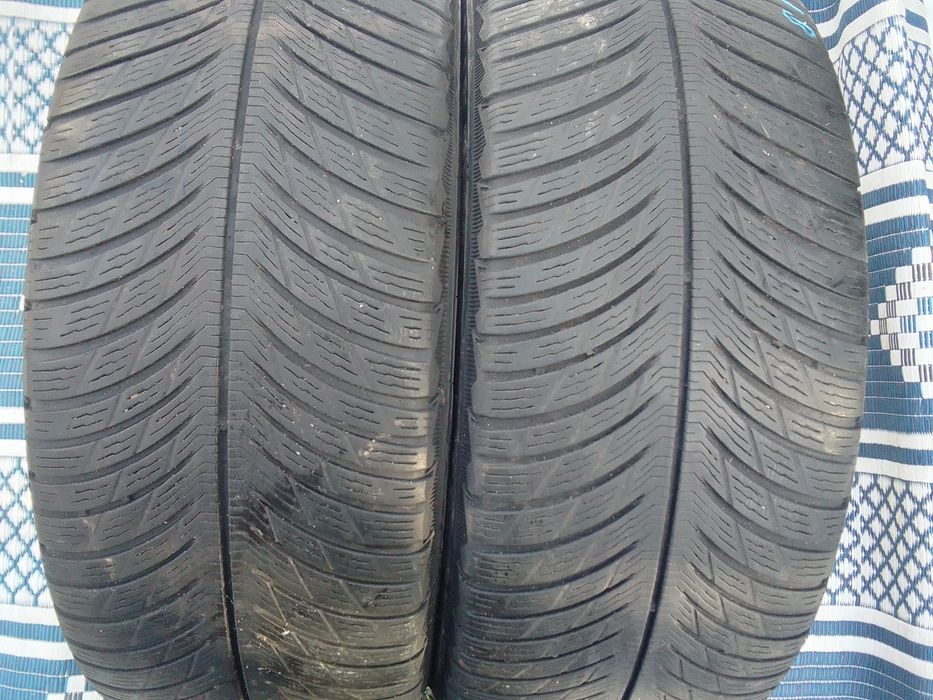 2 Opony zimowe 235/45r18 MICHELIN 2022r
