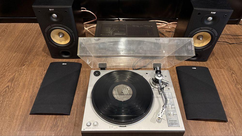 amplificador technics SU-V450 e giradiscos toshhiba