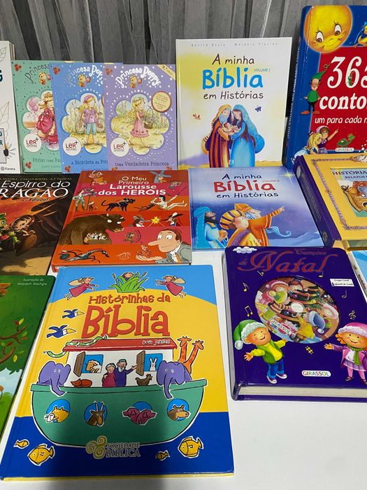 Vários livros infantis juvenis - português, inglês, francês, italiano