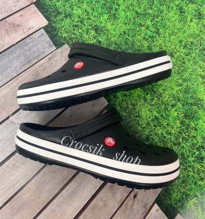 У наявності чоловічі крокс crocs crocband