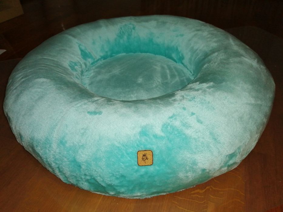 Cama fofa e quentinha feita toda manualmente para o seu pet