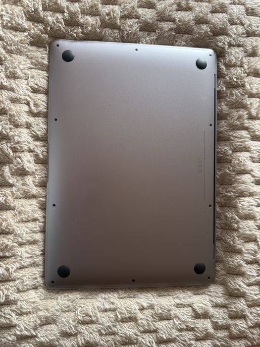 Macbook air m1 8/256gb