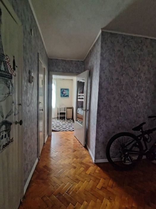 Терміновий продаж трикімнатної квартири по вул Сокальська ,район ринку ,розглядаємо продаж за держ програмами