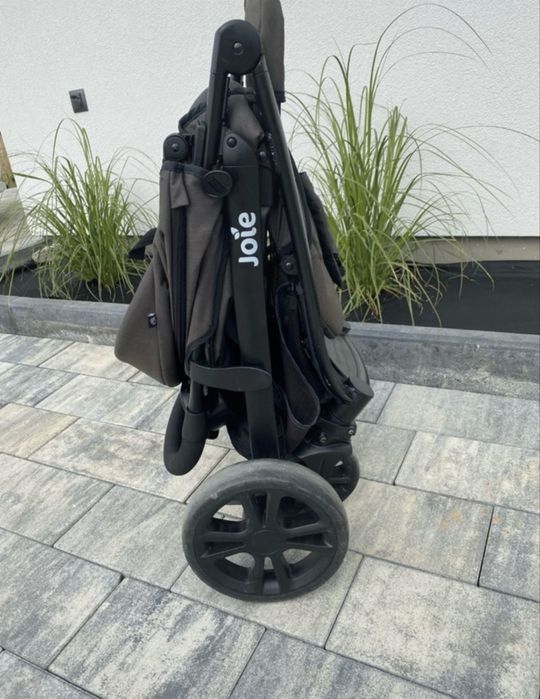 Wozek spacerowy Joie