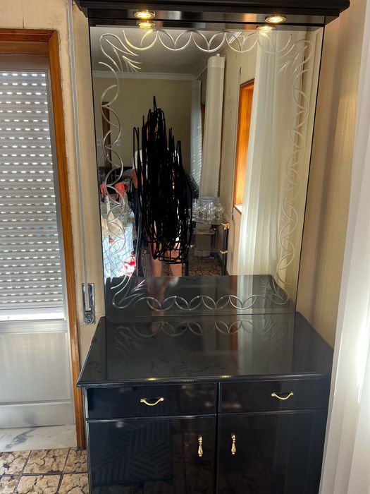 Móveis de sala pretos