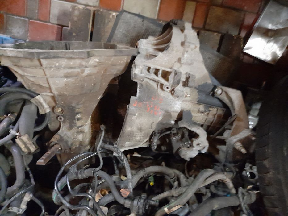 Кпп 5 ст форд транзит 2 0 / 2 2/ 2 4/ 2 5 1990-2012  року.