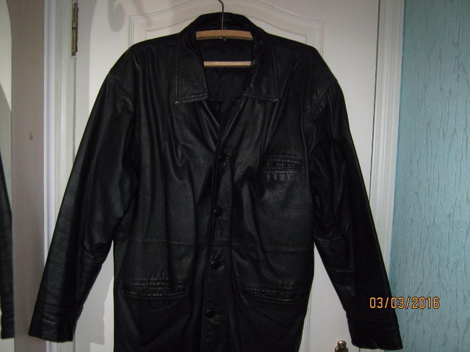 Кожаный пиджак. В хорошем состоянии.