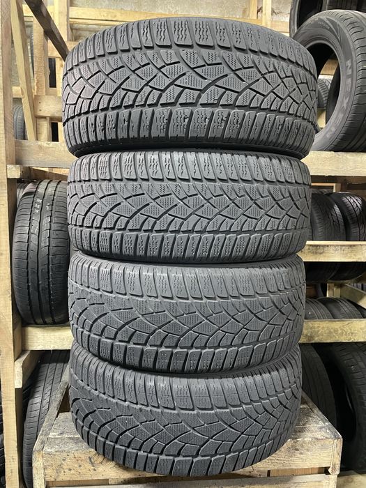 Комплект шин DUNLOP 215/40 R17 резина Р17