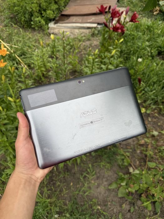 ASUS VivoTab RT (TF600T)