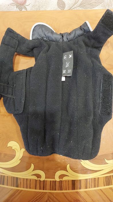 Продам одежду для маленькой собачки