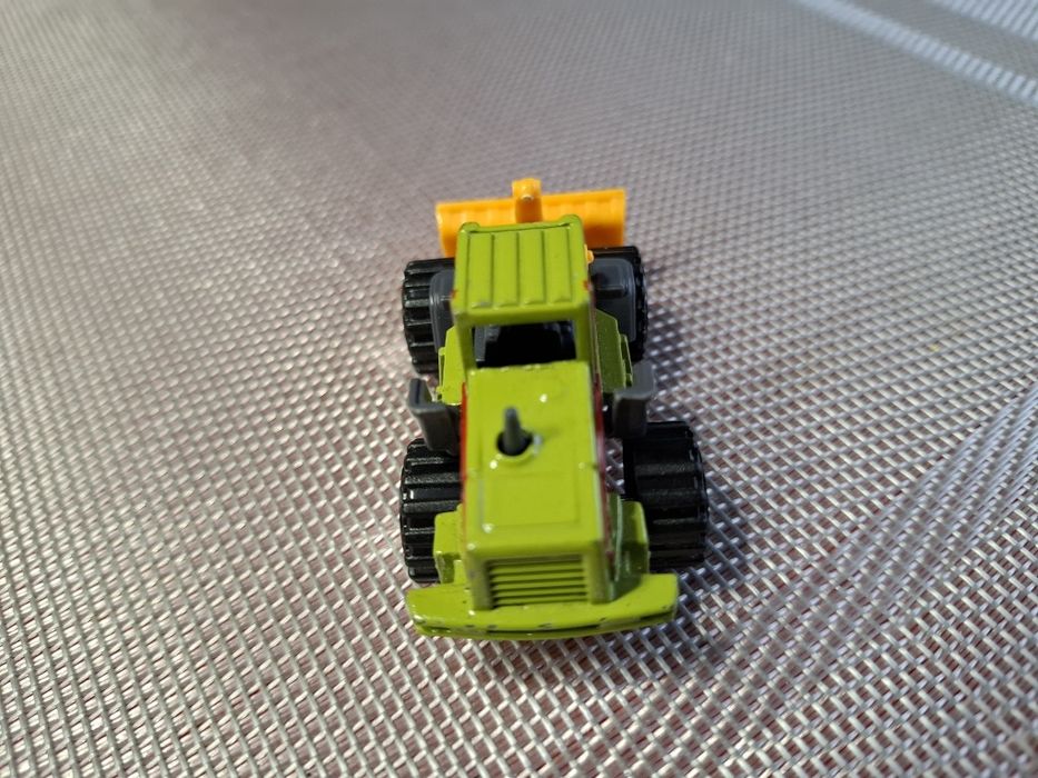 Model ładowarka skala 1:64