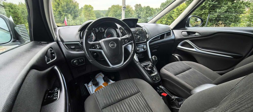 Opel Zafira C 1.4 TB 140KM 7-Osobowa Niski Przebieg Nawigacja TUV SERVIS