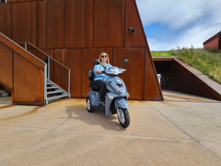 Skuter elektryczny Electroride Fasti 3 Max, szary