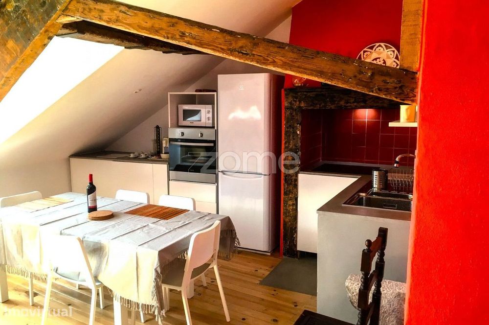Duplex T1 Remodelado no Coração da Baixa de Setúbal | 90 m²