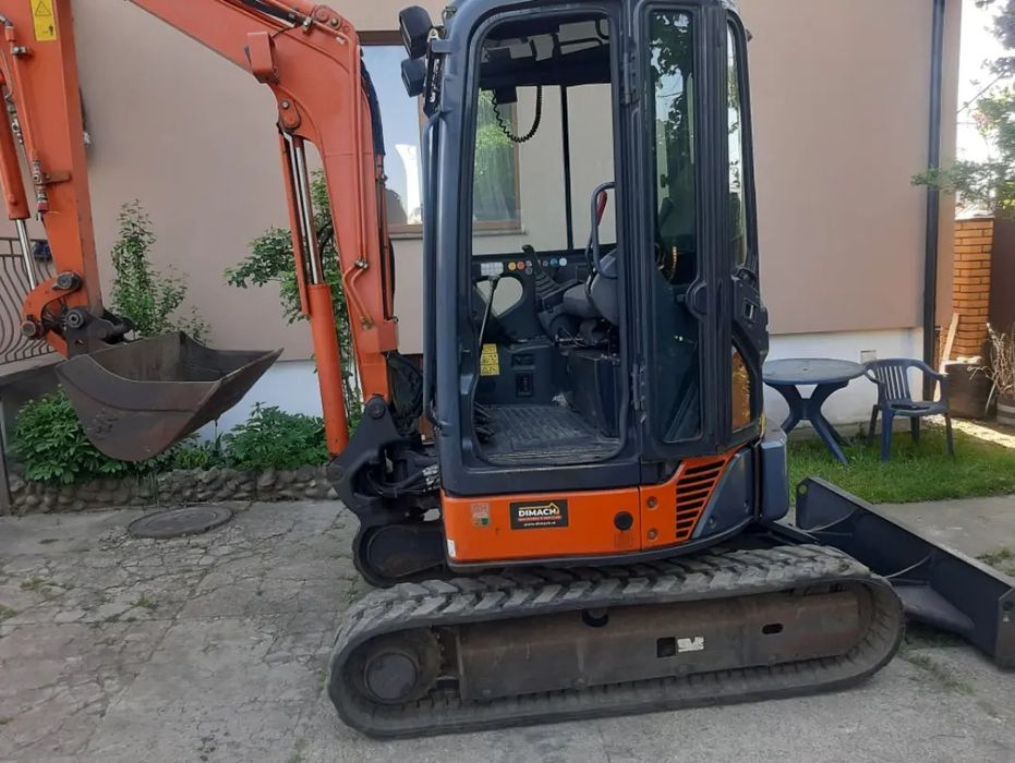 Послуги ескаватора.