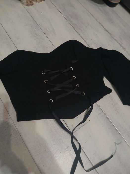 Модна коротка блузка/топ