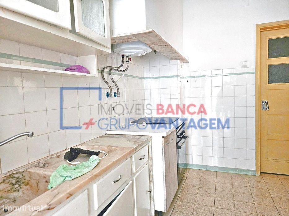 Apartamento T3, 80 m2 Barreiro l Bem Localizado