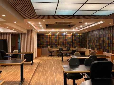 Arrenda Escritorio 250m2 Av. Joao XXI