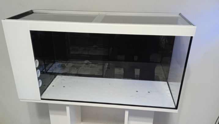 Aquario 100x30x40 com sump lateral