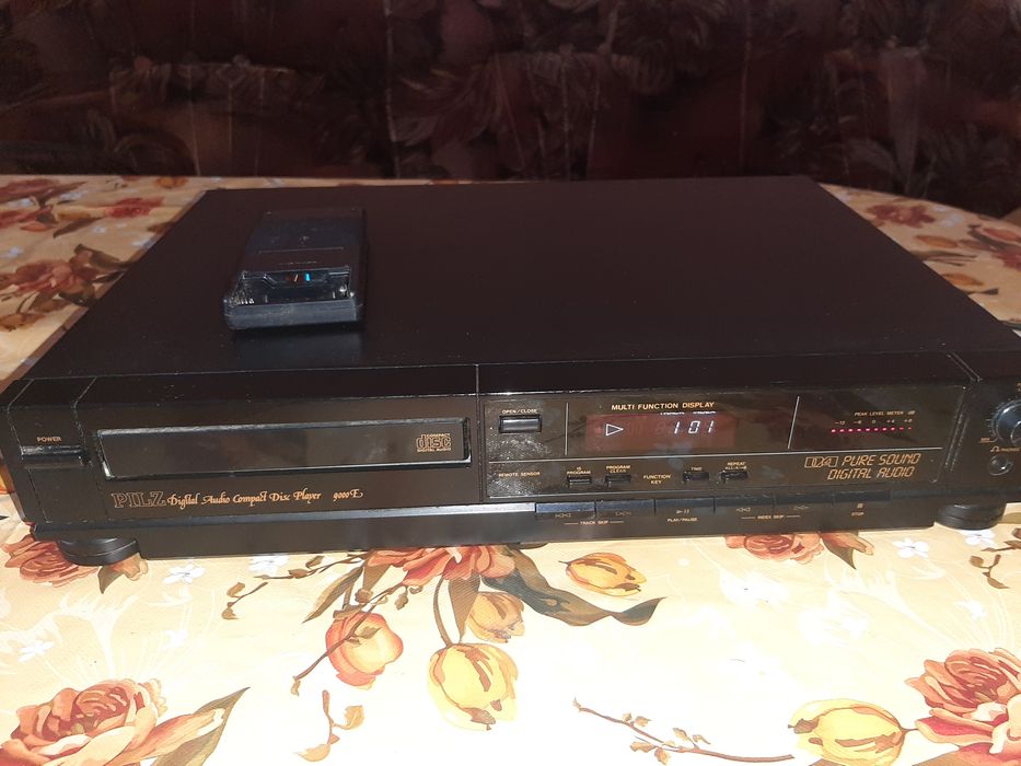 Продаю  PILZ digital audio player 9000E