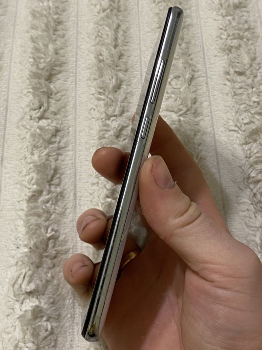 Телефон Xiaomi Note 8 Pro