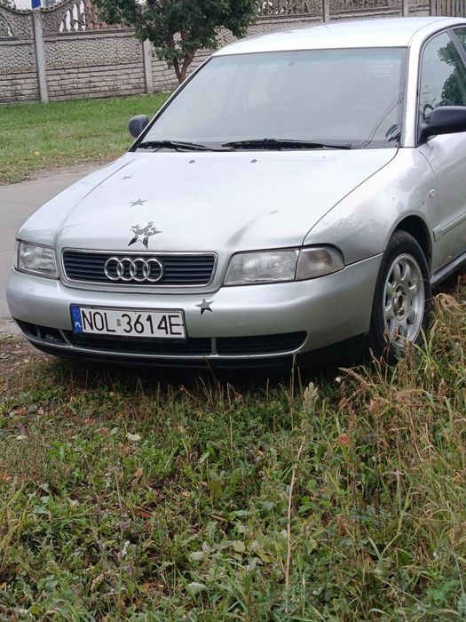 Продам Ауді  а 4