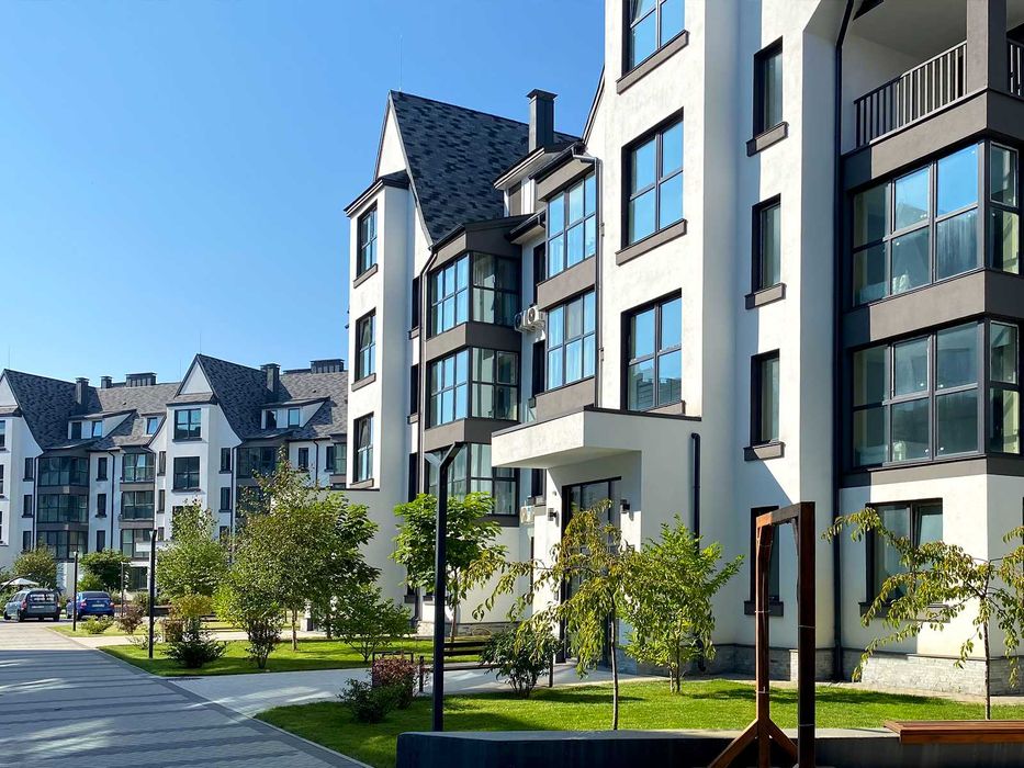 Простора дворівнева трикімнатна квартира 145м2, ЖК Desna Park, Зазим'я