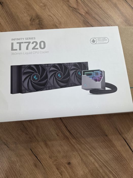 Водяное охлаждения для процессора Deepcool LT720 Black
