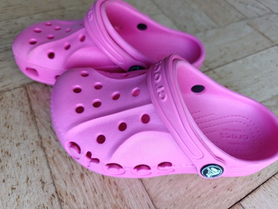 Crocs Oryginalne klapki w kolorze różowym Rozmiar c11