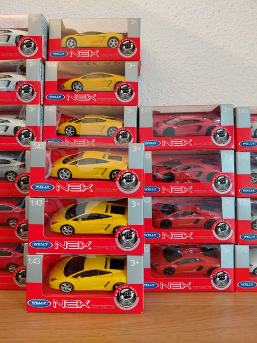 Lote de miniaturas de coleção 1.43 Welly